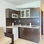 Family Resort. Park&sea شقة فندقية