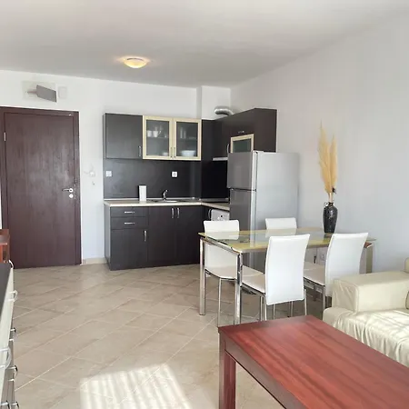 Aparthotel Family Resort. Park&sea Ravda